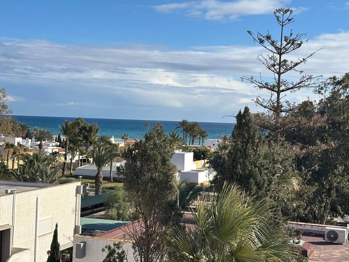 Puerto Rey Apartamento 150M Playa contacts