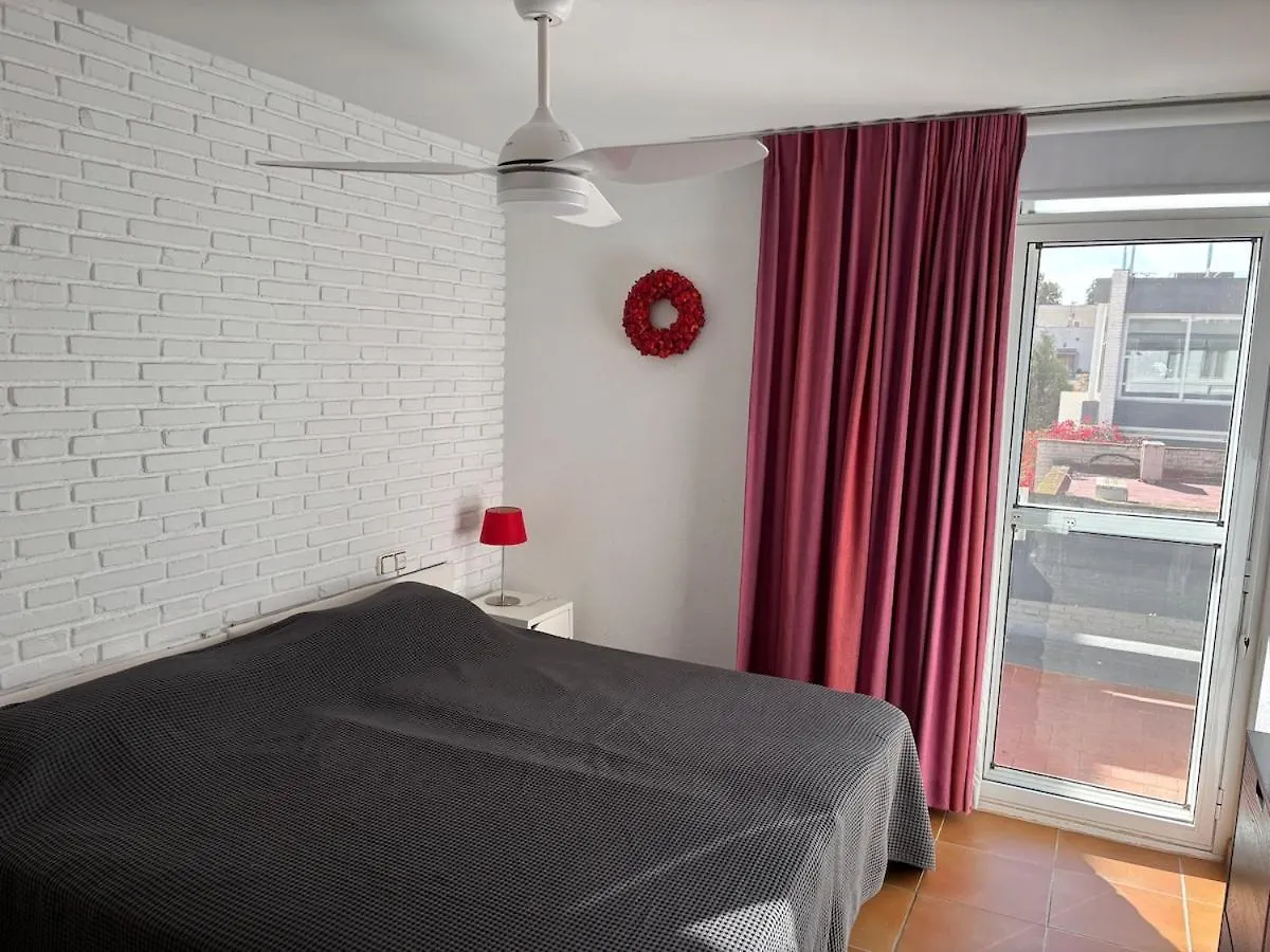 Apartment Puerto Rey Apartamento 150M Playa Los Amarguillos Spain
